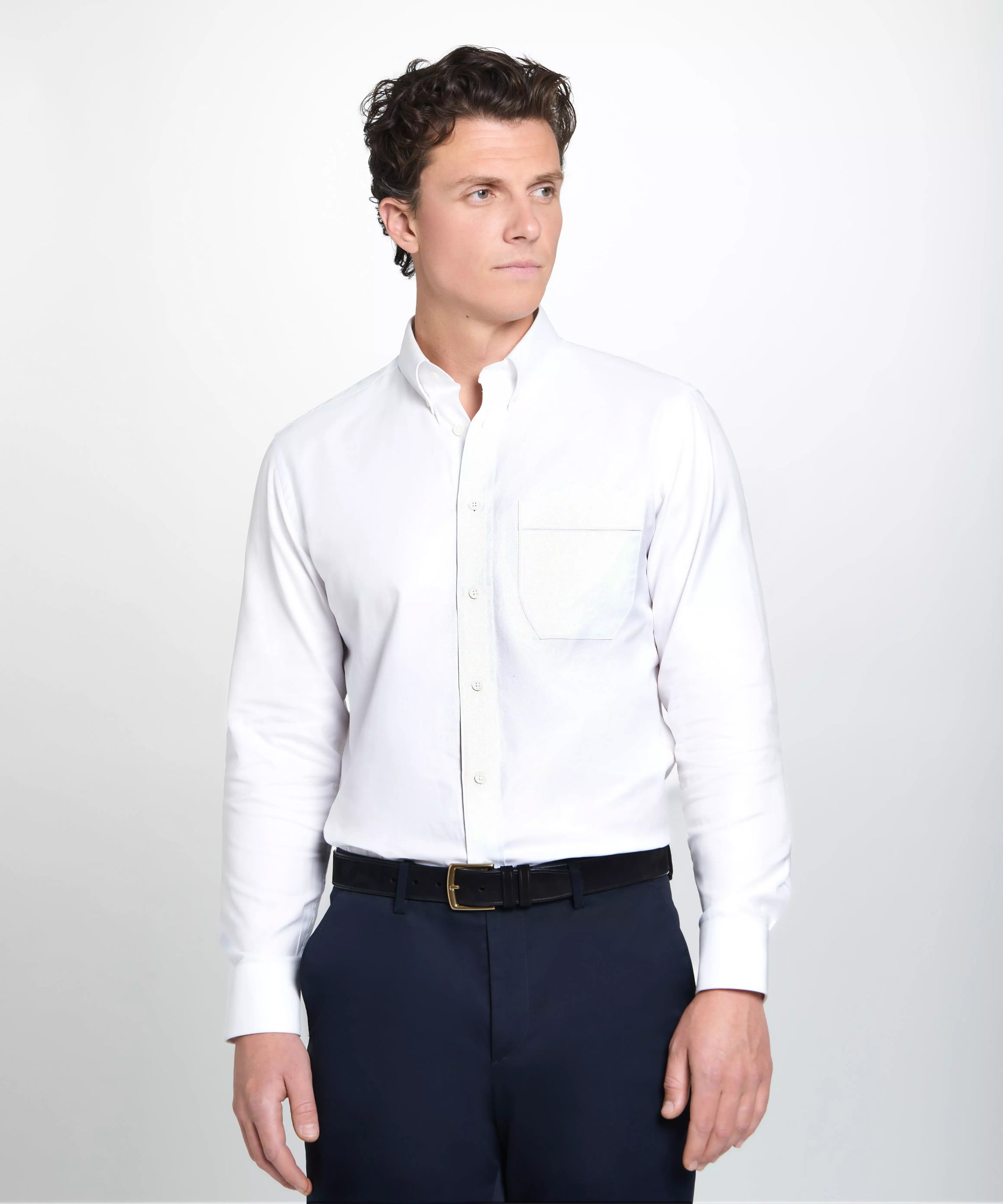 White Tailored Fit Business Casual Button Down Weekend Oxford Shirt