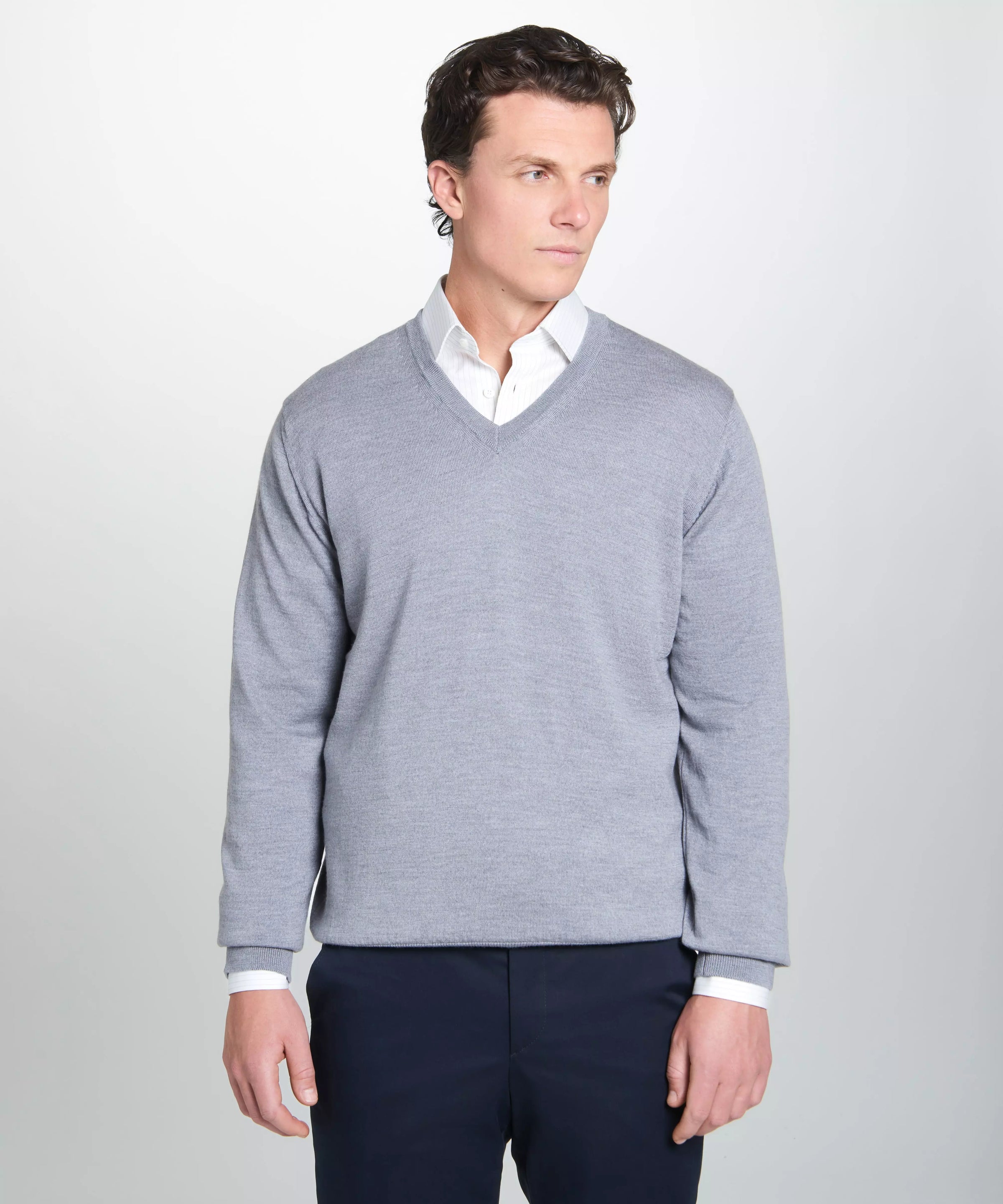 Pale Grey Merino Wool V-Neck Sweater – Thomas Pink